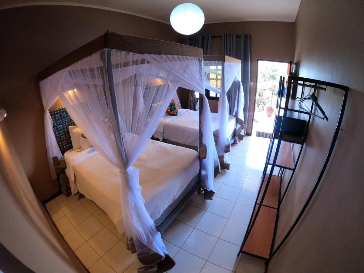 קראטו Highview Hotel מראה חיצוני תמונה