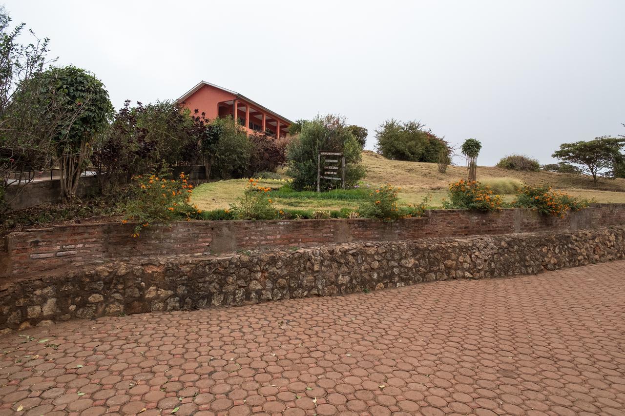 קראטו Highview Hotel מראה חיצוני תמונה